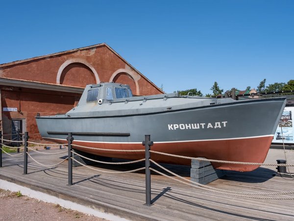 Кронштадт от начала истории до Морского собора (из Петербурга) - фото 1