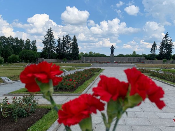 Мемориальные места блокадного Ленинграда + Пискарёвское кладбище - фото 1