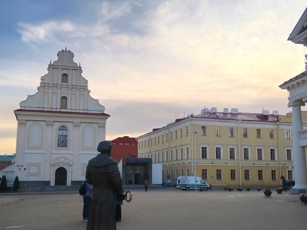 Вечерний Минск: Троицкое предместье, Верхний город и проспект Независимости - фото 1