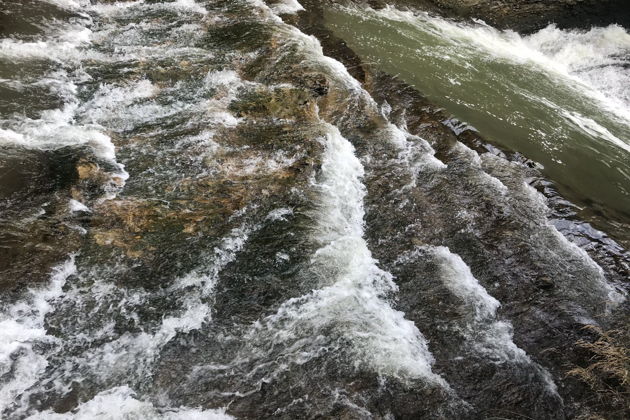 Водопад, крепость и экраноплан «Лунь» — индивидуальный тур-1