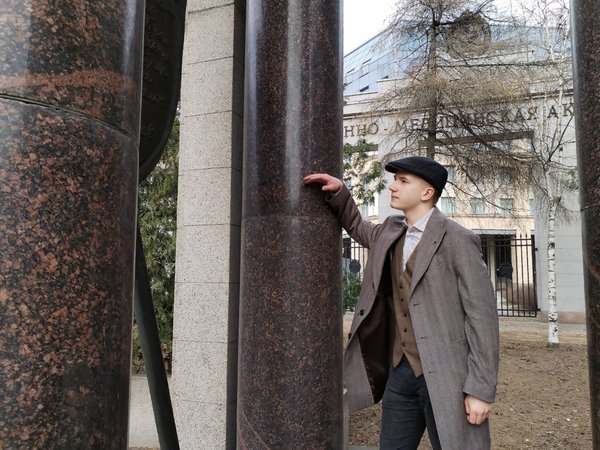 Мобильный квест в Петербурге «Поэт и потерянное вдохновение» - фото 1