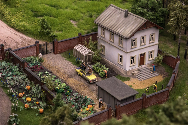 Фото - экскурсия: Прогулка по уменьшенной копии нашей страны