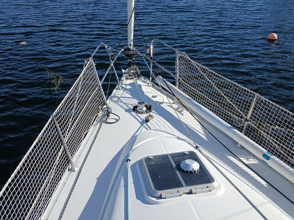 Прогулка на яхте Jeanneau: почувствовать море рядом с Волгоградом - фото 4
