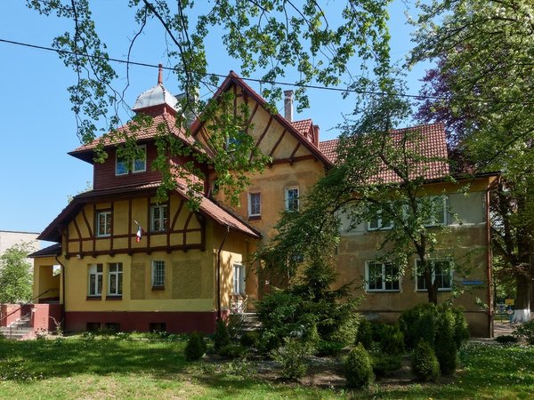 Самое-самое: в Янтарный через Амалиенау и кирху 13 века
