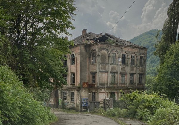 Мистика "призрачных" поселков Абхазии