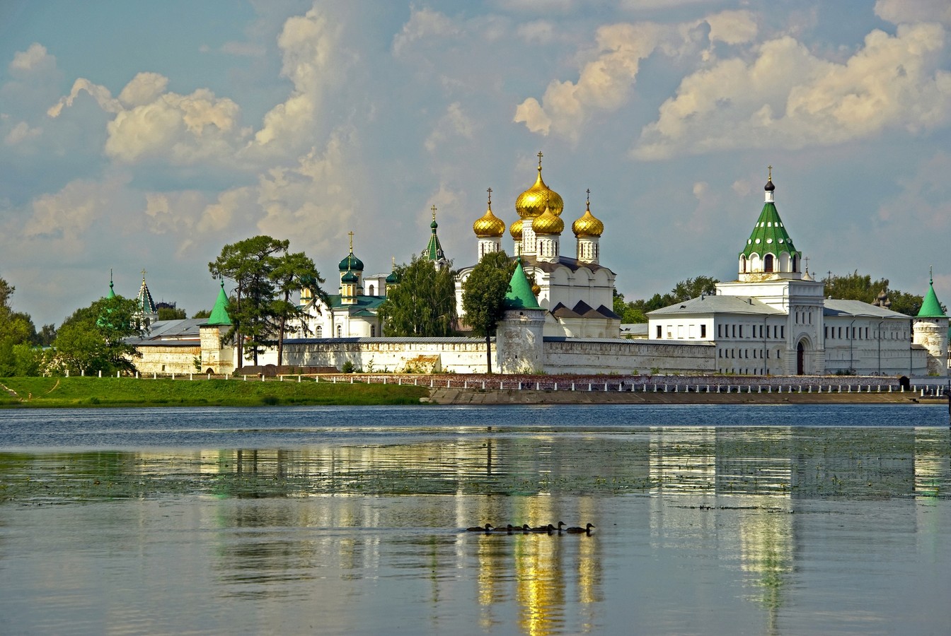 Кострома — колыбель царей