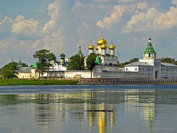 Кострома — колыбель царей - фото 1