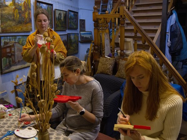 Мастер-класс по росписи деревянных лошадок в Плёсе - фото 2