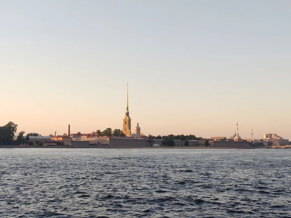 Ночная автобусная экскурсия по Петербургу + развод мостов с теплохода - фото 4