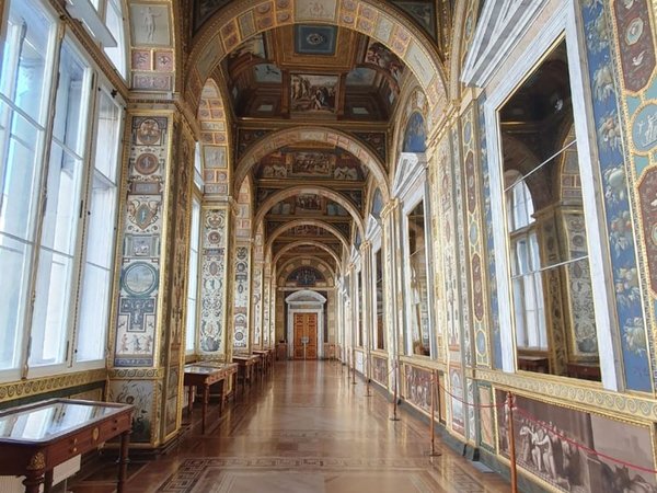 Эрмитаж, Музей Фаберже и экспресс-экскурсия по Петербургу за 1 день! - фото 3