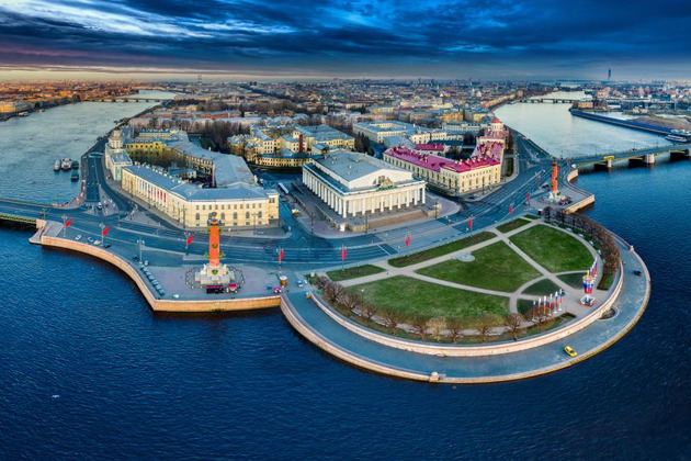 Фото - экскурсия: Прогулка по Васильевскому острову для всей семьи