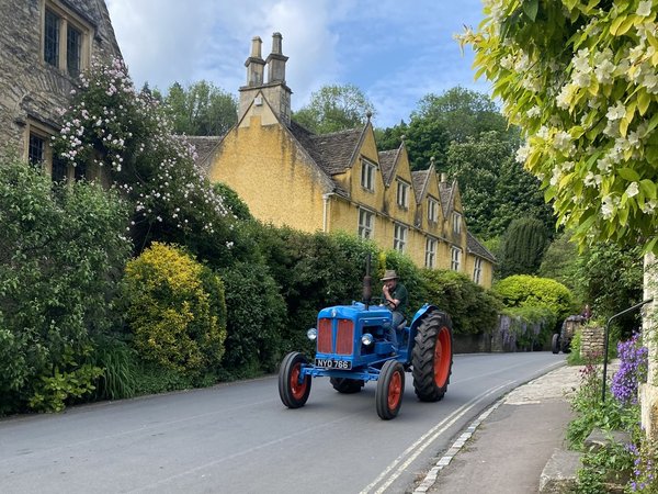 Один день в Cotswolds: путешествие к самым красивым деревням Англии