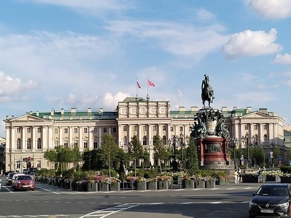 «Город трёх революций»: террор, репрессии и перевороты в Петербурге - фото 4