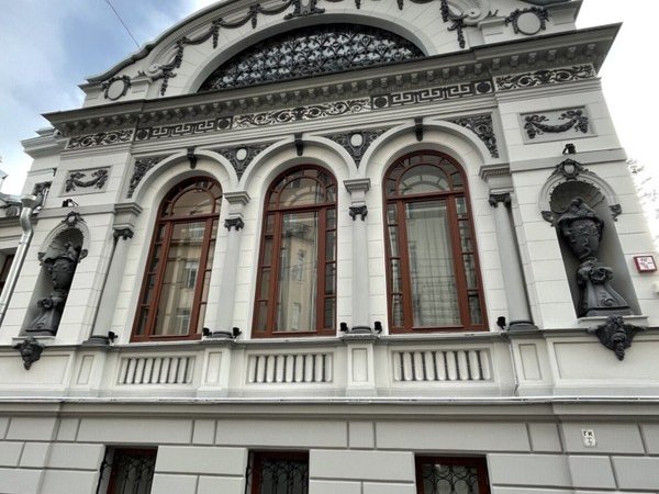 Страсти по Поварской и квартирный вопрос