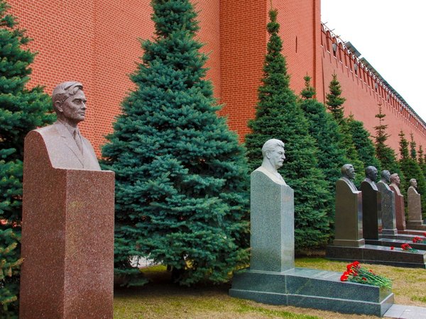 Красная площадь и Ленин, Сталин, Мавзолей: аудиогид с посещением кремлёвской усыпальницы - фото 4