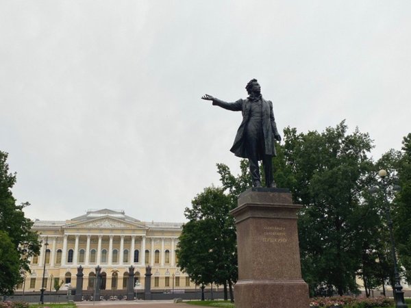 Романтический Петербург — на автомобиле с панорамной крышей - фото 4