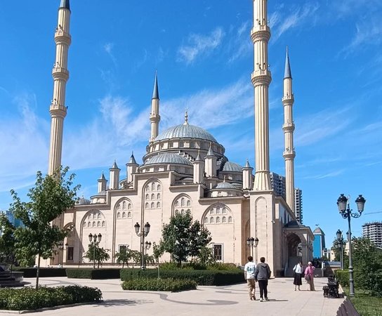 Из Нальчика — в самобытную Чечню (в группе)