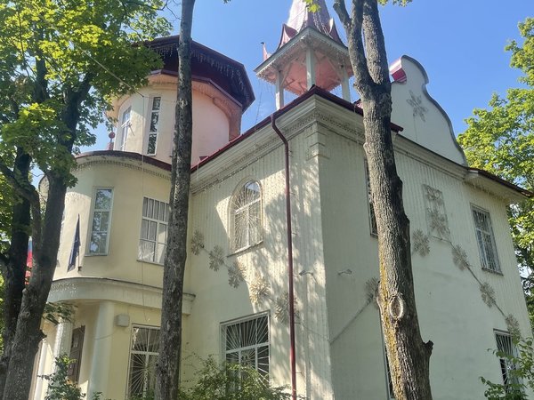 «Лахта: назад в будущее» — небанальные локации Петербурга с краеведом - фото 1