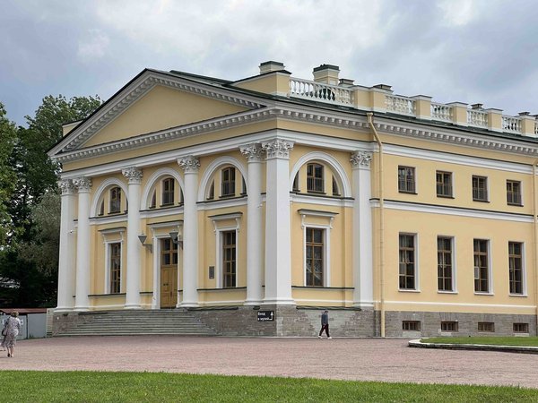 В Екатерининский и Александровский дворцы — из Петербурга - фото 3