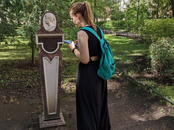 Мобильный квест «Секреты Литейного проспекта — путь к освобождению призраков Петербурга» (16+) - фото 1