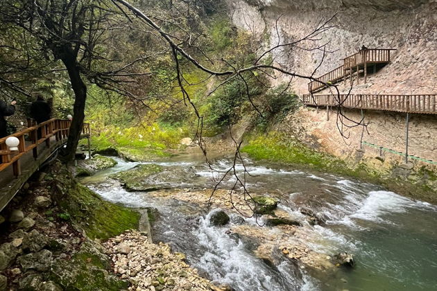 Фото экскурсии - Прогулка по Сухуму, Черниговке и термальному источнику Кындыг - 5