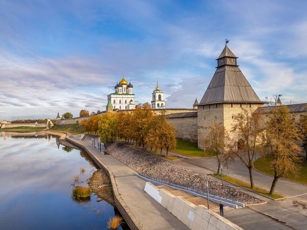 Расширенная обзорная экскурсия по Пскову (на вашем автомобиле) - фото 3