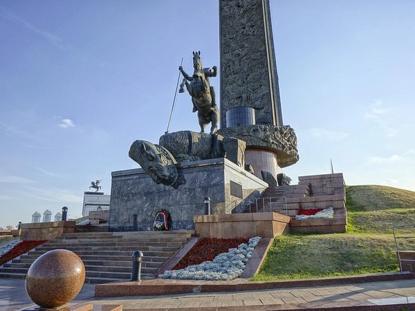 Храмы и памятники парка Победы - фото 3