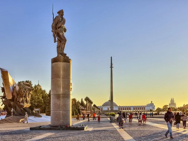 Храмы и памятники парка Победы - фото 4