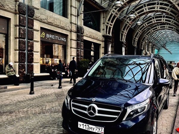 Трансфер из аэропорта Москвы на Mercedes-Benz V-класса - фото 2