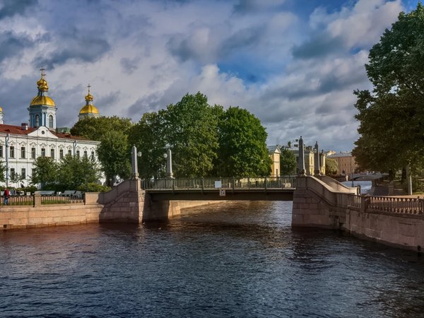 Обзорная автопешеходная экскурсия по Санкт-Петербургу - фото 1