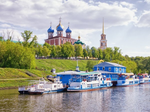 Семейная прогулка по Рязани: вековые традиции и городские истории