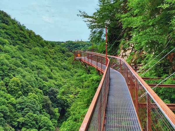 Из Батуми — в край каньонов, пещер и монастырей - фото 1