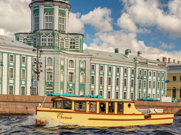 Северная Пальмира с борта катера в стиле 19 века - фото 2