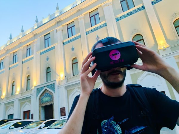 Очарование прошлого: прогулка по Баку 19 века с VR-очками - фото 3