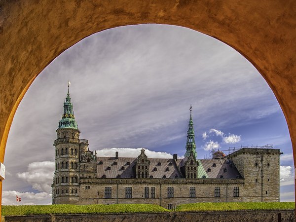 С приездом в Эльсинор вас, господа! - фото 1