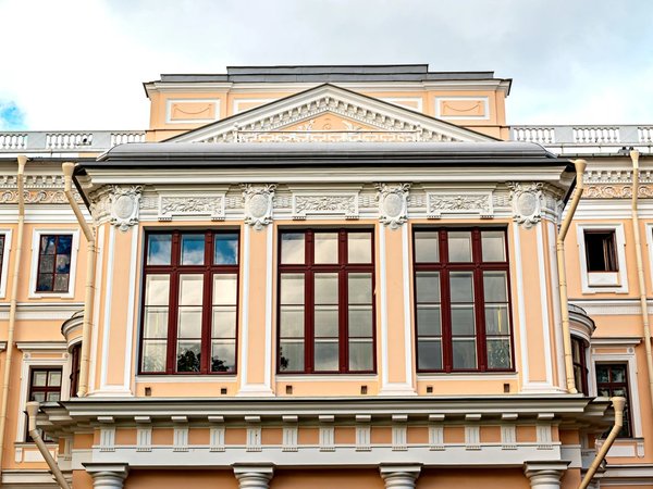 Судьбы дворцов и усадеб Петербурга - фото 2