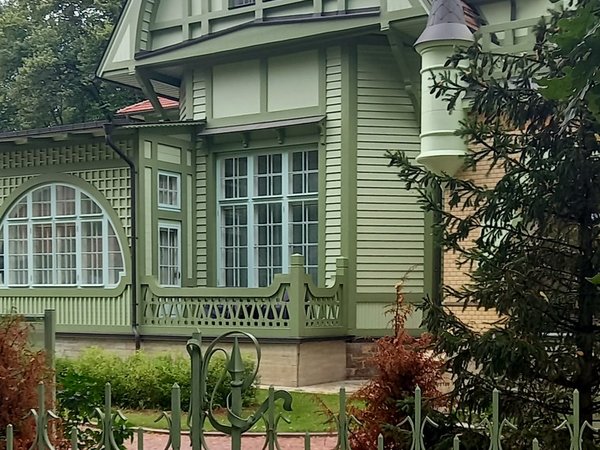 Каменный остров: экскурсия-квест в поисках золотых монет - фото 3