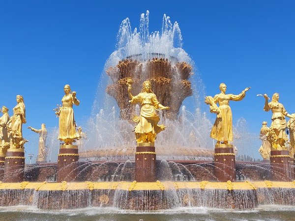 Экскурсия «Москва у ваших ног» — с посещением Останкинской башни и ВДНХ - фото 1