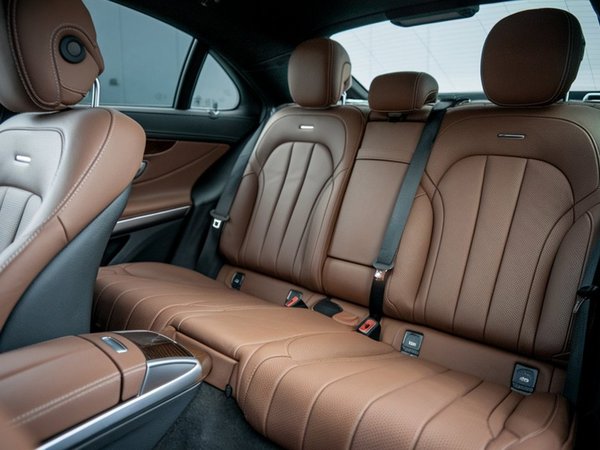 Трансфер из аэропорта в Сочи на автомобиле Mercedes-Benz E-Class - фото 4