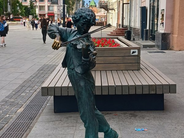 В скрипичном ключе: прогулка по Нижнему Новгороду - фото 2
