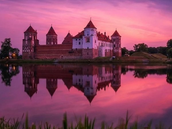 Знаковые места Беларуси только для вас: главные замки, Брестская крепость и Беловежская пуща - фото 2