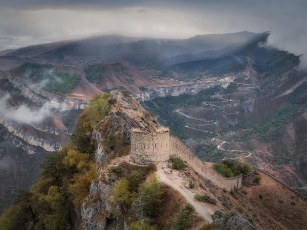 Парящий в небесах Гуниб и Салтинский водопад: групповая экскурсия - фото 1