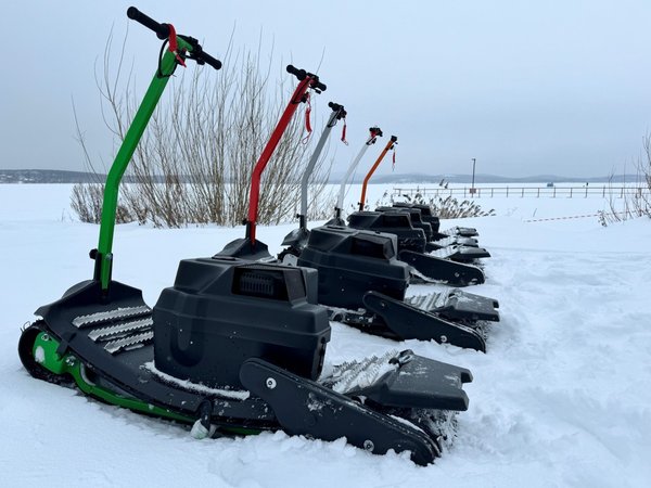 На мотосноубордах — на Чёртово городище