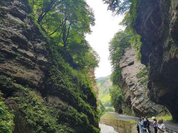 Чегемские водопады — чудо Кабардино-Балкарии (на вашем автомобиле) - фото 3