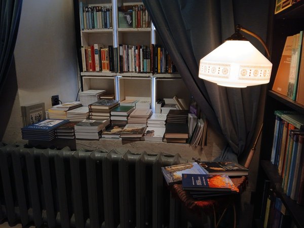 Прогулка по книжным магазинам Петербурга - фото 3