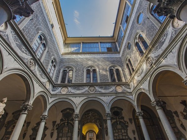Медичи: 300 лет династии, подарившей Флоренции вечность