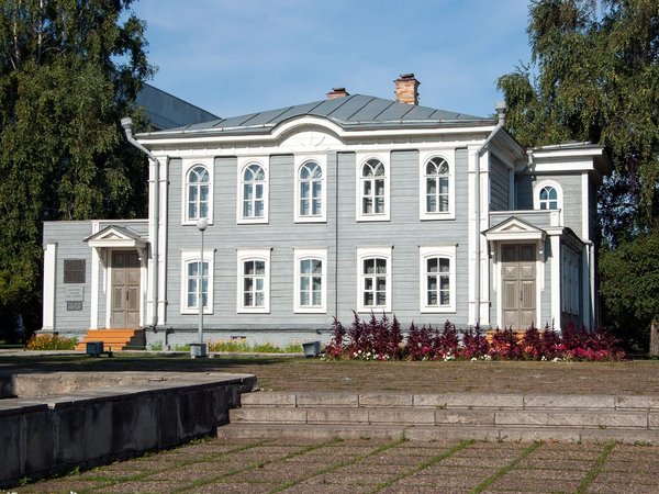 Пешеходная экскурсия по Музейному кварталу Ульяновска - фото 2