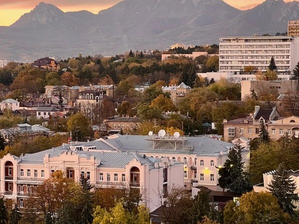 Пятигорск: «Цветник», горы, Лермонтов и мороженое - фото 4