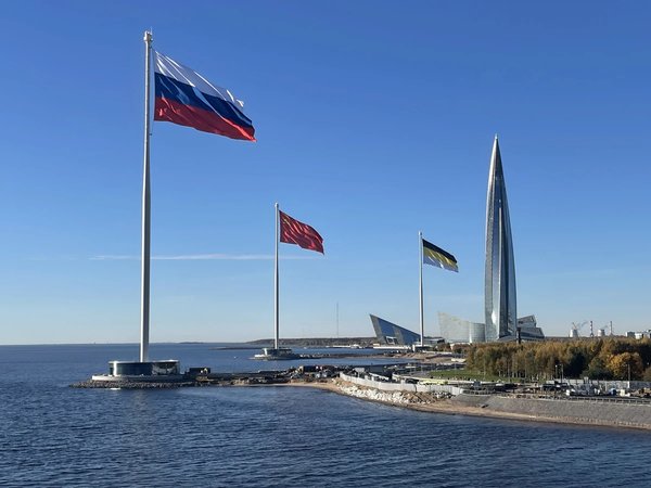 Современный Петербург: от «Газпром Арены» до «Лахта-центра»