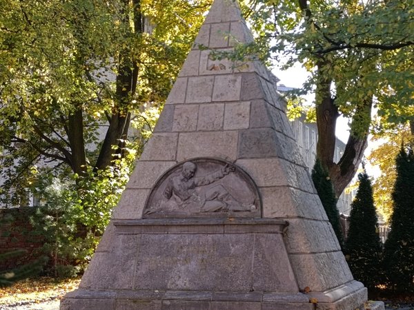 Тайны Восточной Пруссии: легенды, артефакты и места силы - фото 2